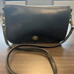 Rare Vintage Coach Convertible Clutch Crossbody Purse Black Turnlock Made In USA